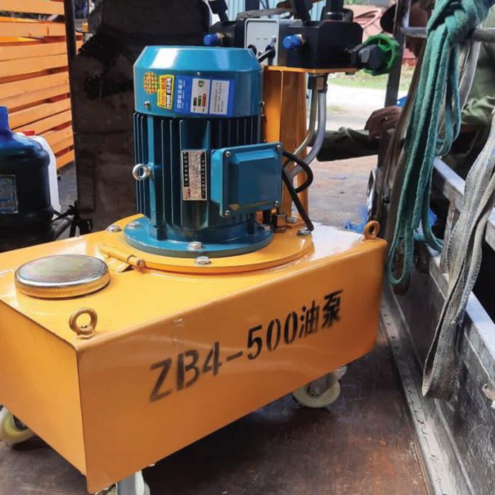 Máy bơm dầu ZB4-500